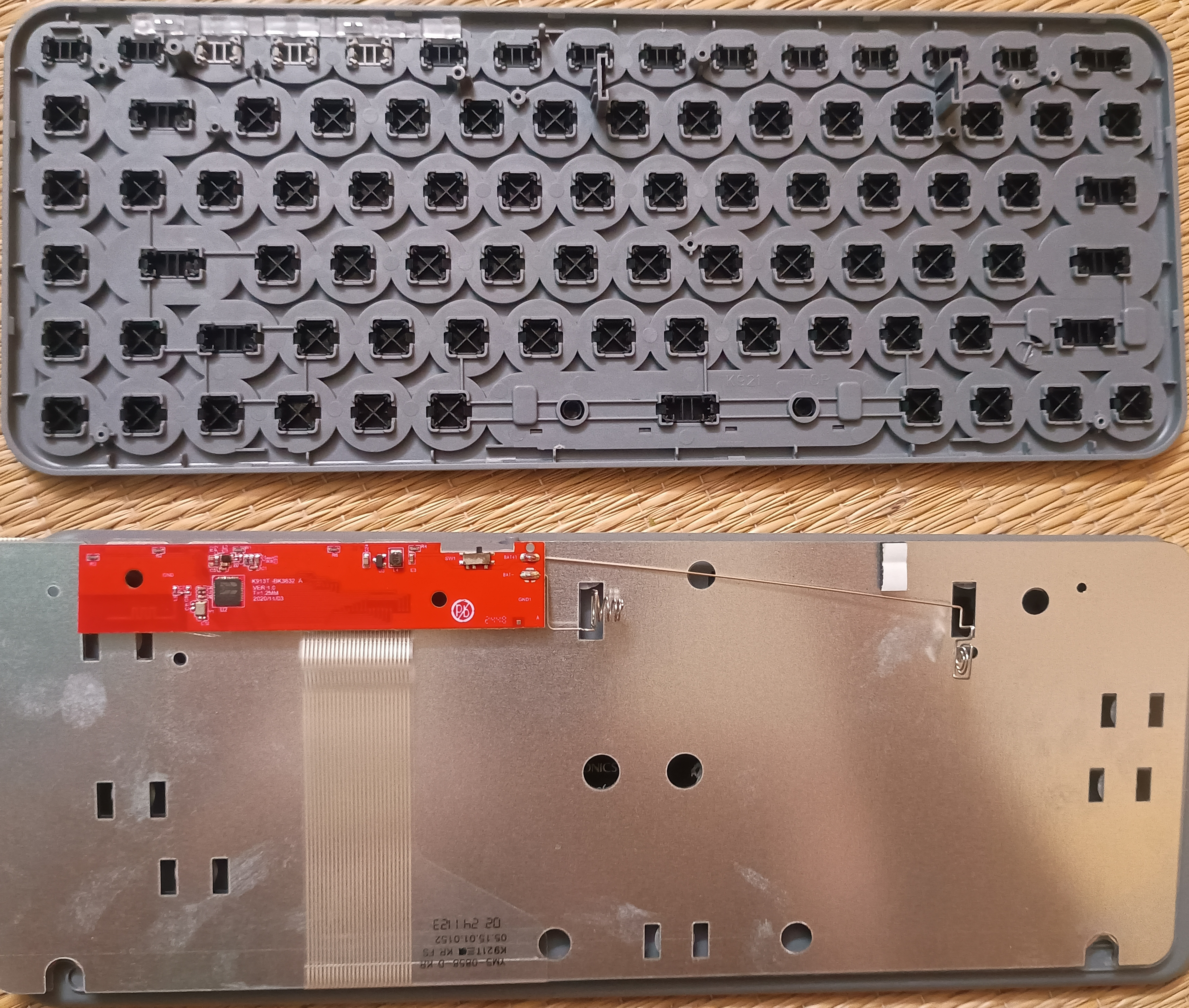 Inside view of the opened Portronics Bubble 2 keyboard showing the key membrane and circuit board